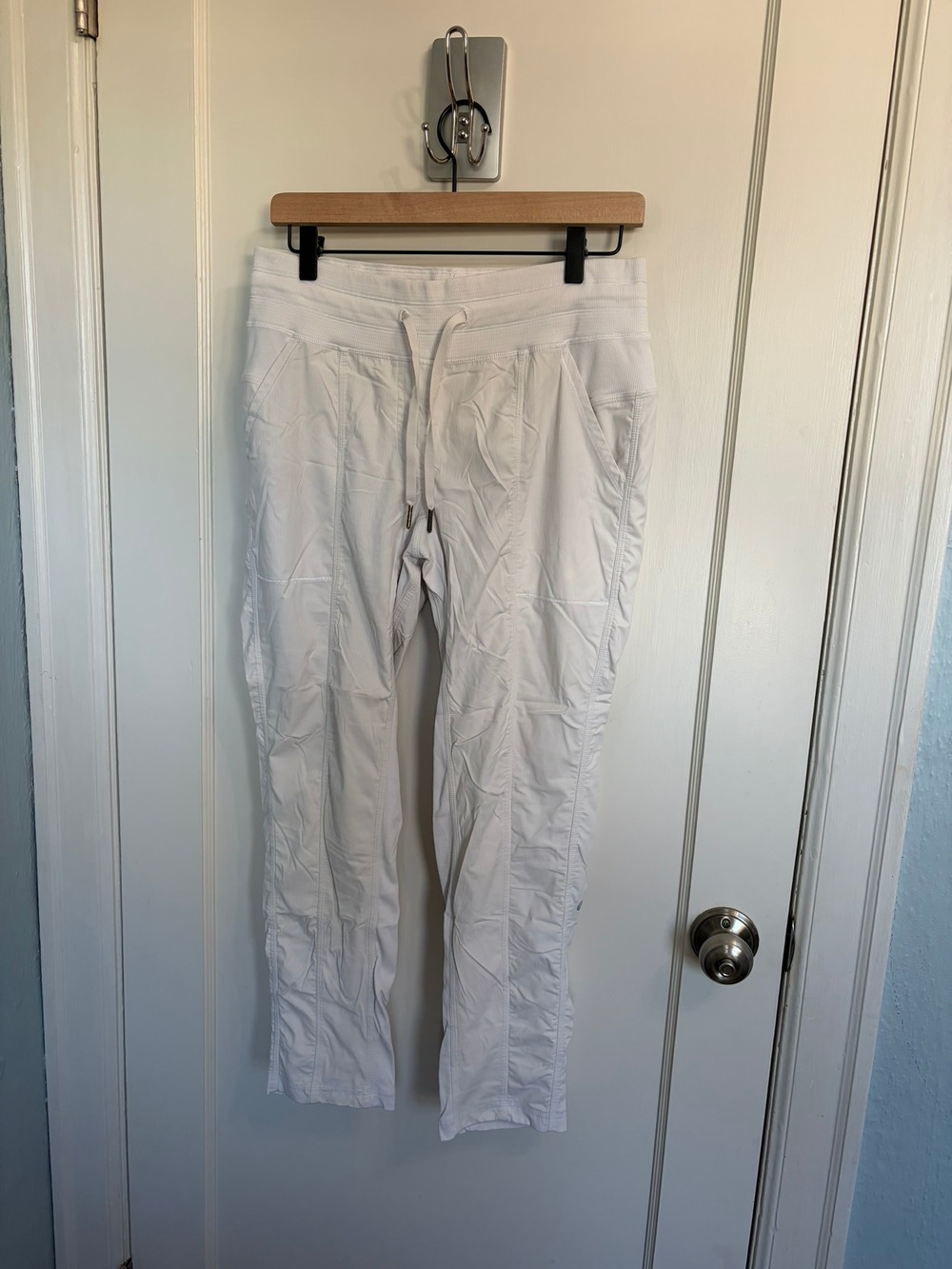 Lululemon Dance Studio Crop Pant White Size 8 Drawcord *Stains Ribbed Swift
